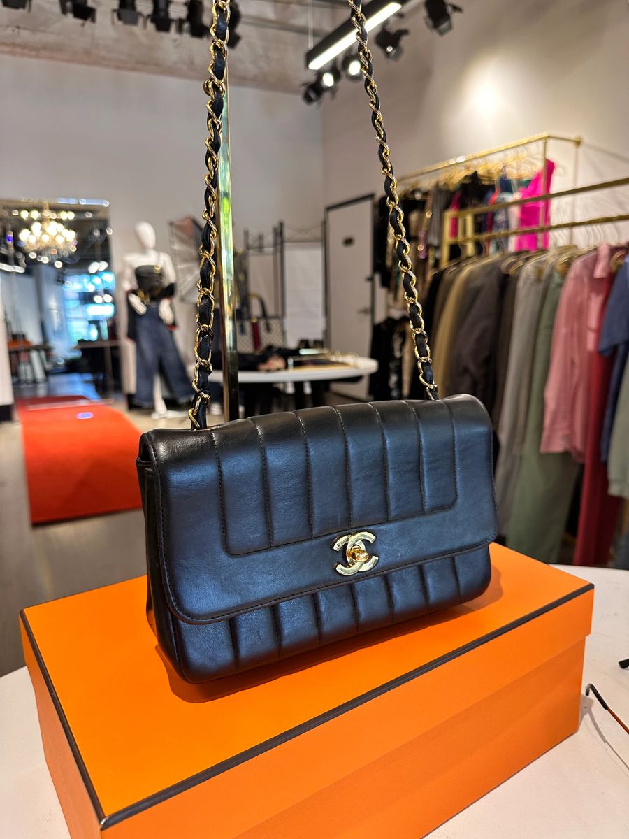 Vintage Chanel Soft Quilted Leather Bag Black with Gold Hardware